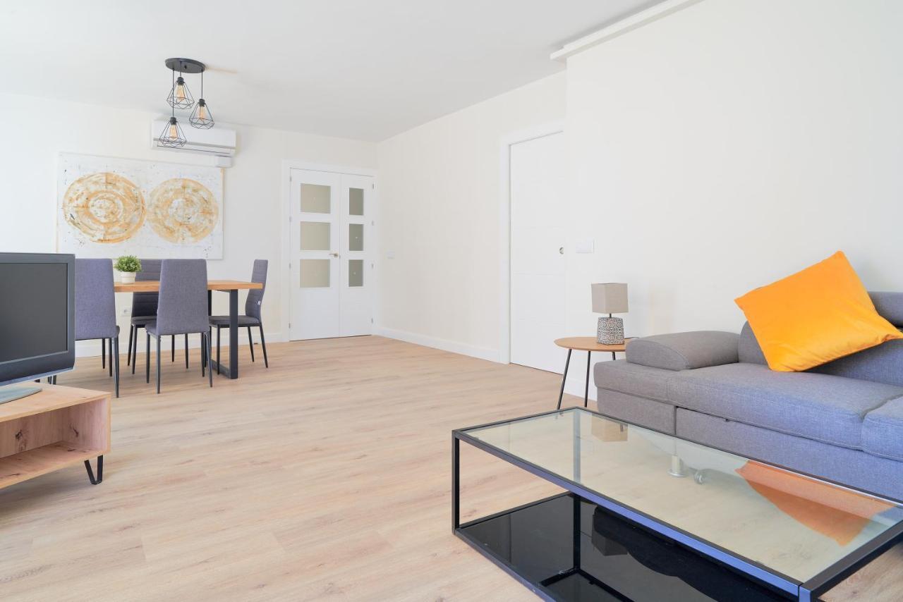 Impresionante Apartamento En Playa De La Malagueta マラガ エクステリア 写真