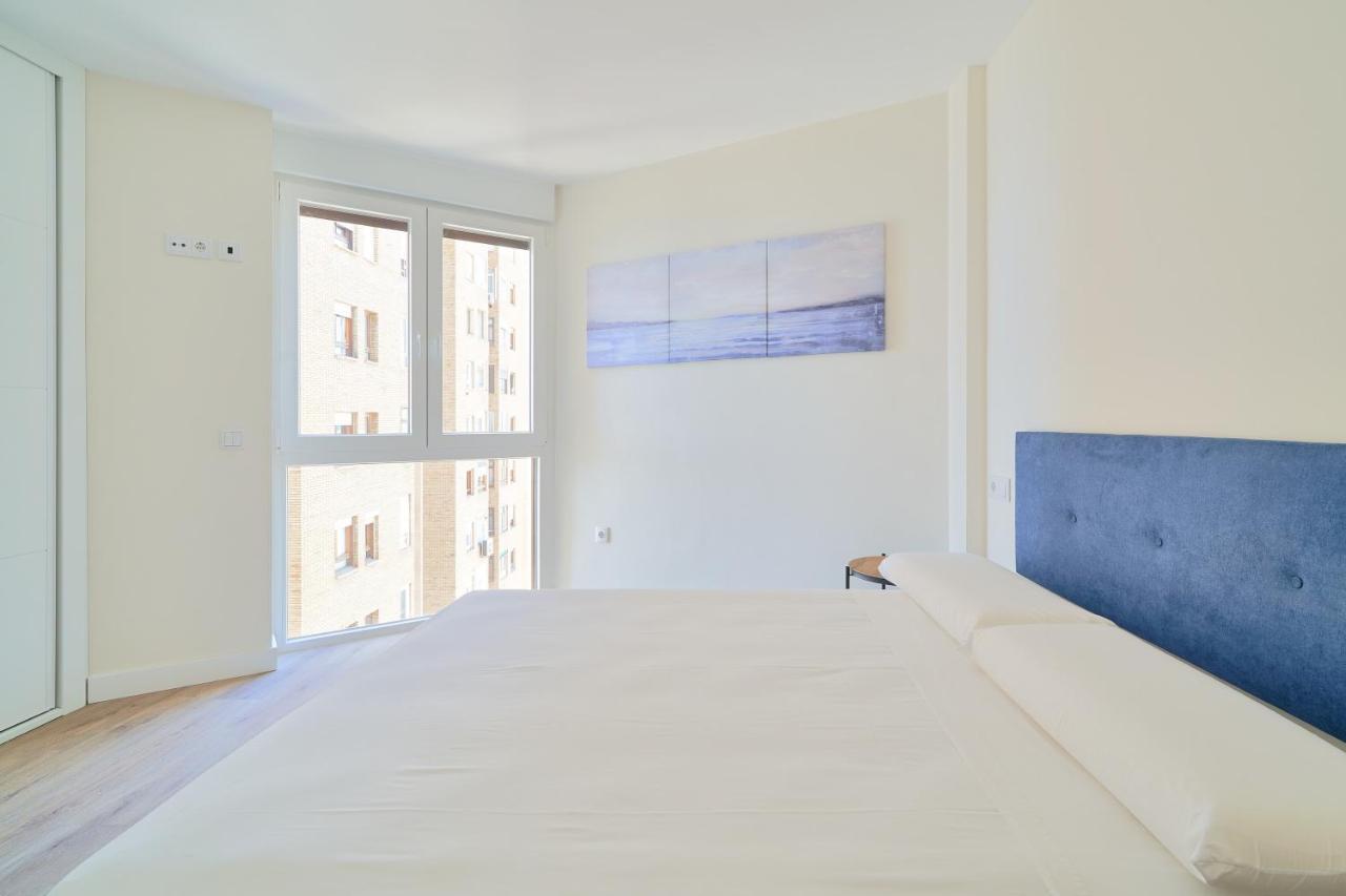 Impresionante Apartamento En Playa De La Malagueta マラガ エクステリア 写真