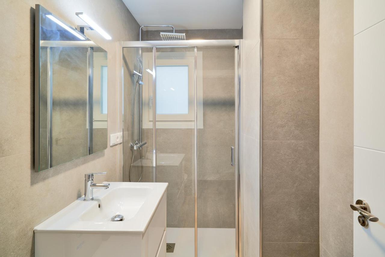 Impresionante Apartamento En Playa De La Malagueta マラガ エクステリア 写真