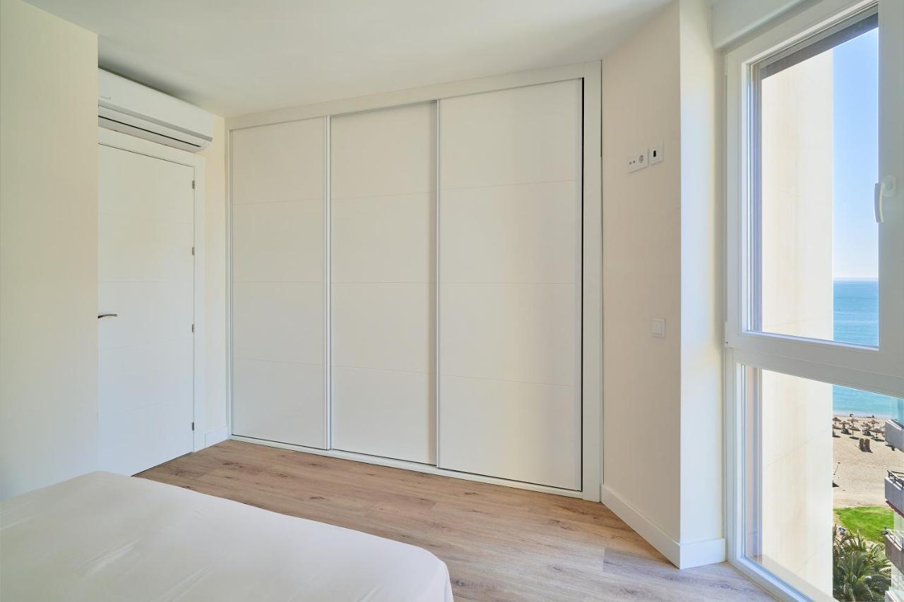 Impresionante Apartamento En Playa De La Malagueta マラガ エクステリア 写真